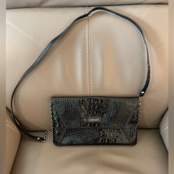 Nine West Handbags - Nine West Black Patent Leather Crossbody Purse Bag 10 X 6 Inches​